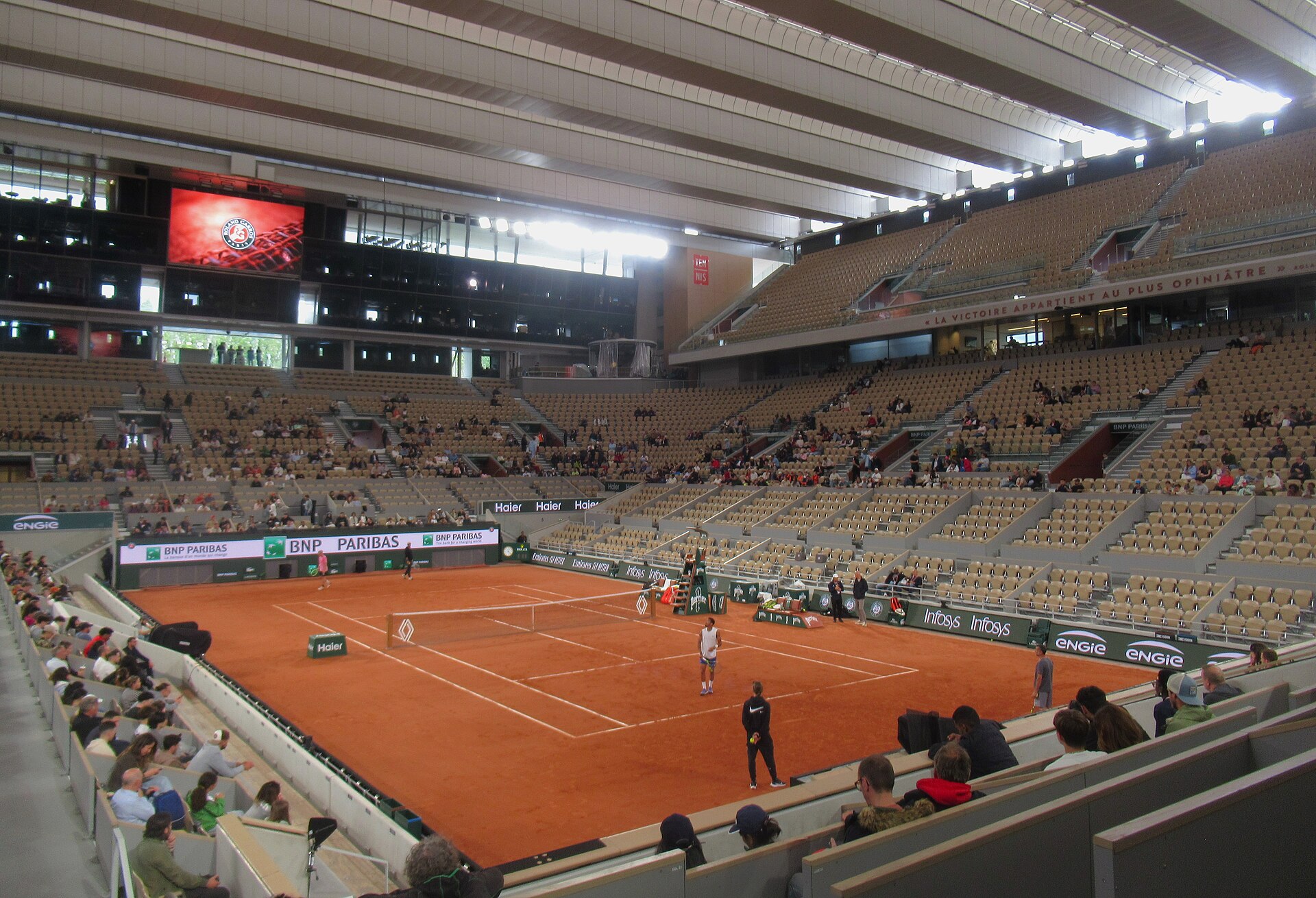 Le court Philippe-Chatrier pendant le tournoi de Roland-Garros 2024